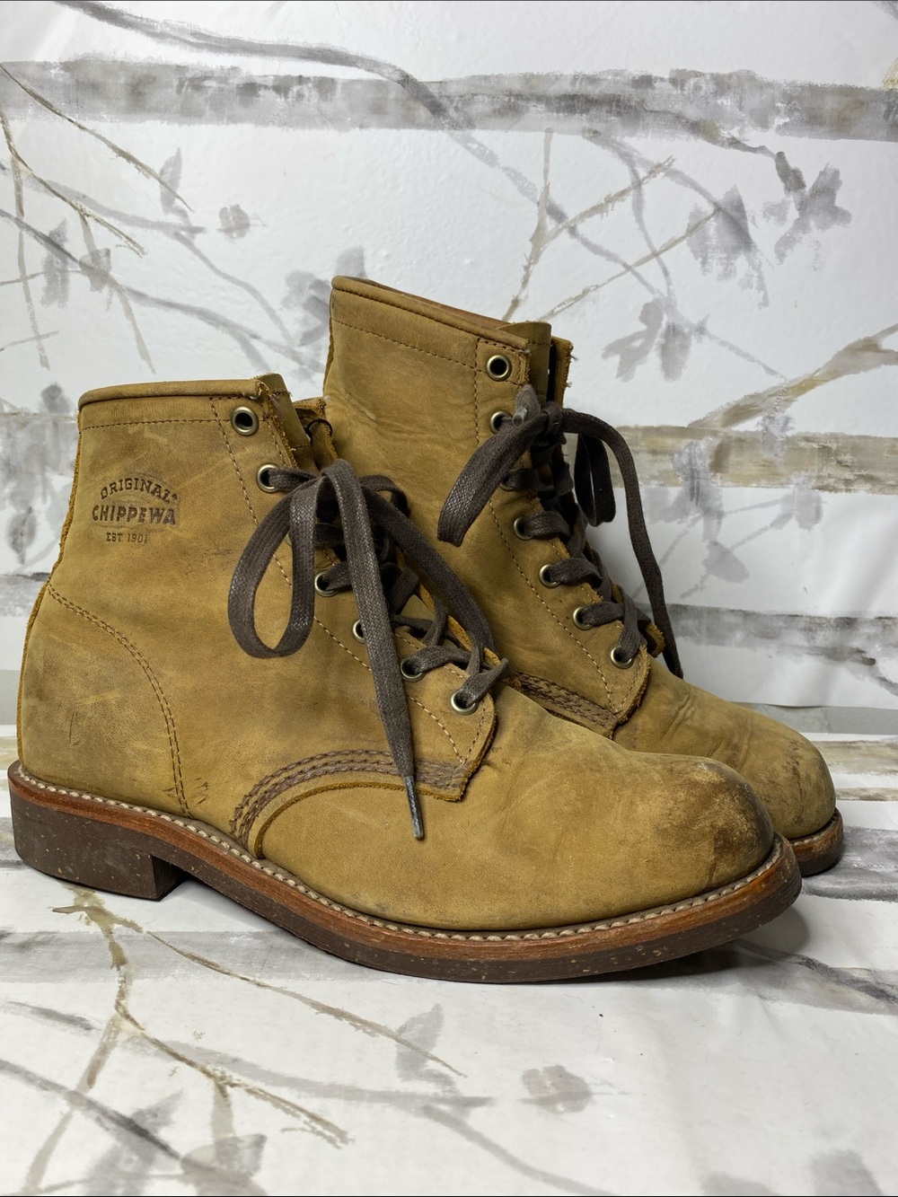Chippewa 1901 Sand Suede Lace-up Boots.